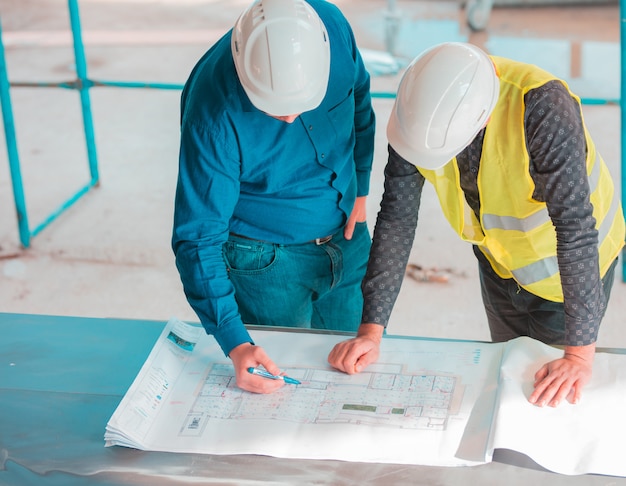 Etapele esențiale în construirea unei hale industriale de la proiect la execuție